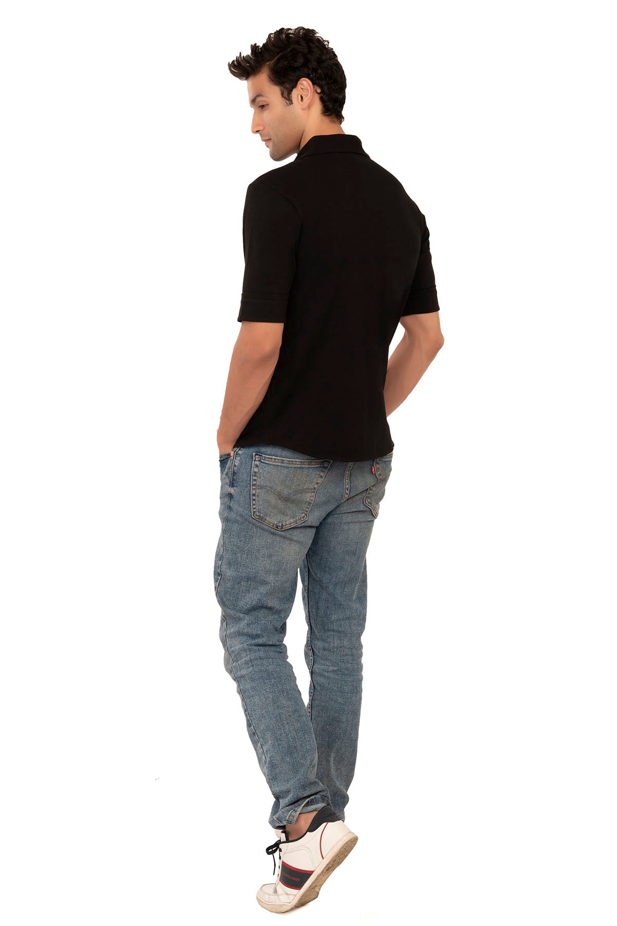 Black Regular Fit Shirtee
