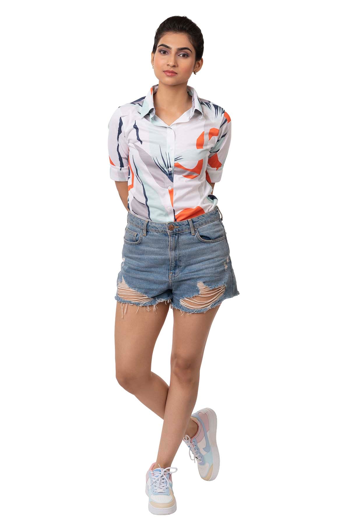 White Abstract Floral Pattern Regular Fit Shirtee